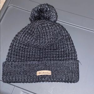 Columbia beanie